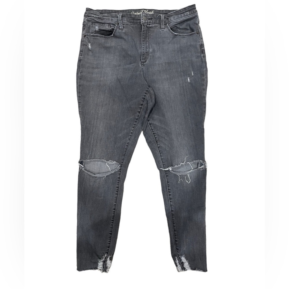 Universal Thread Black Distressed Jeans